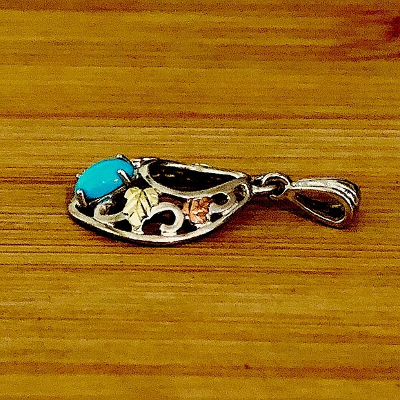 $82  Black Hills Gold Estate Pendant & Chain  Copyright C.CO STER 12K  N/C 925 - Picture 10 of 10